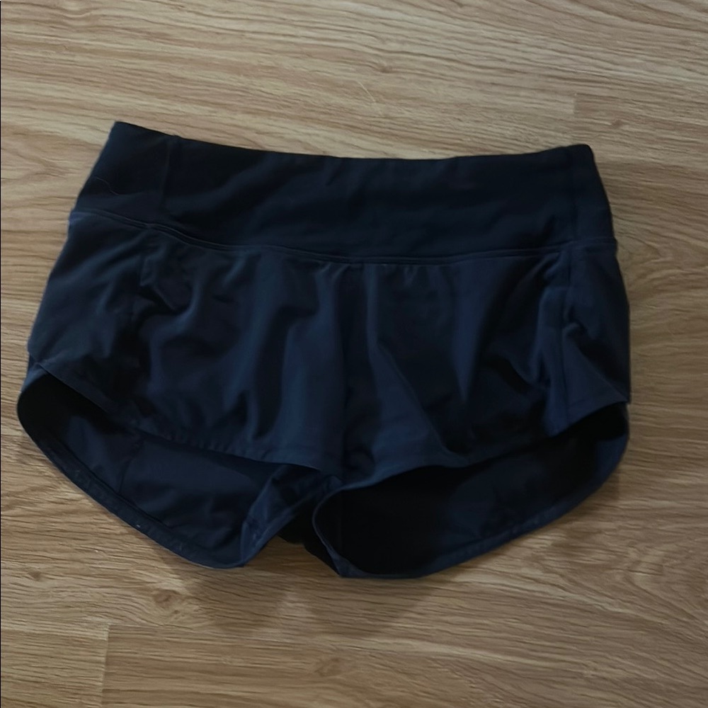 lululemon speed up shorts 2.5”